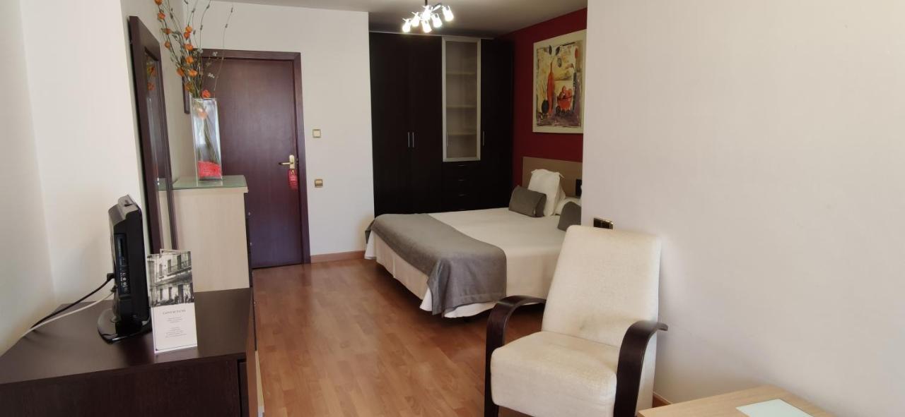 Hotel Segle XX Tremp Esterno foto