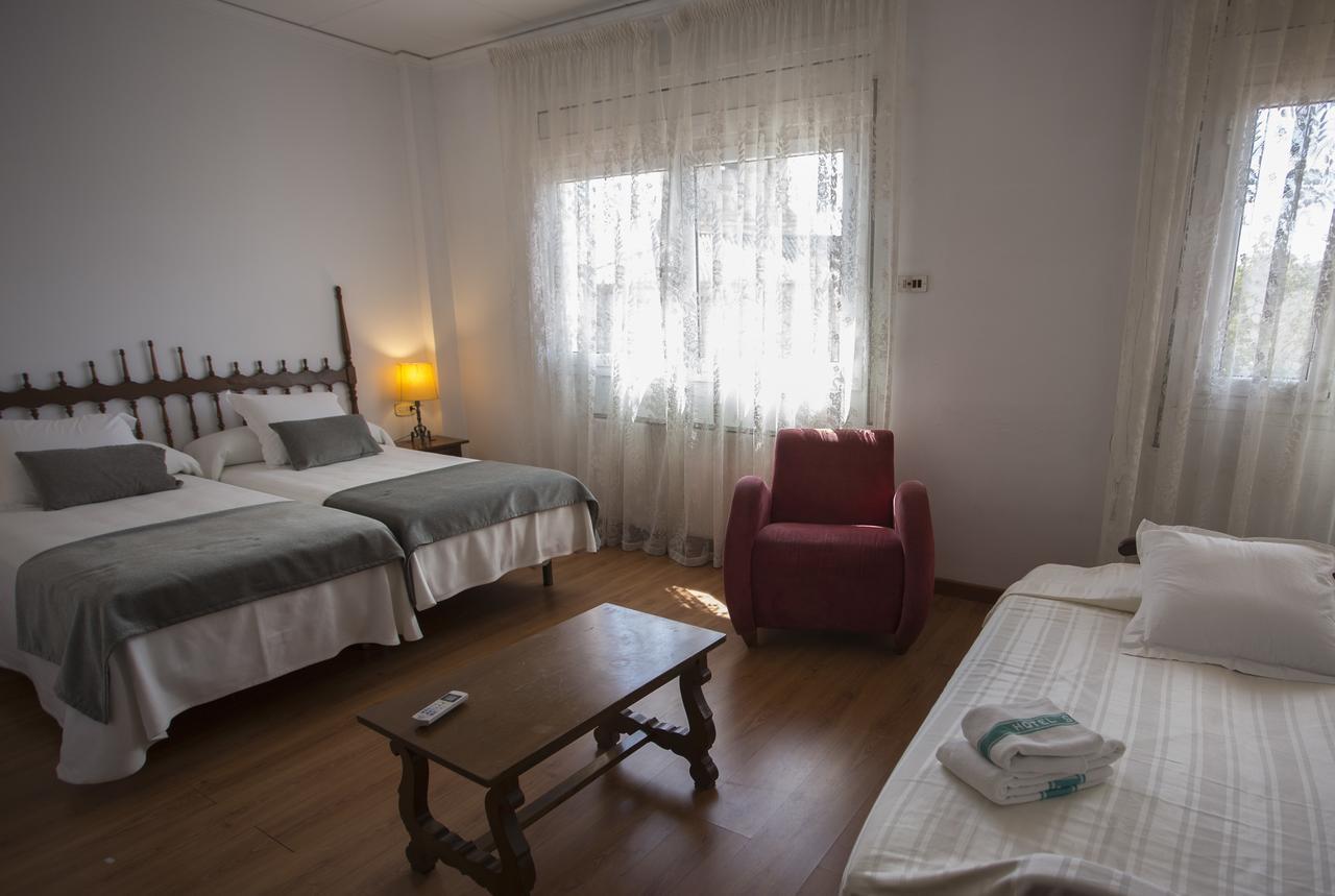 Hotel Segle XX Tremp Esterno foto