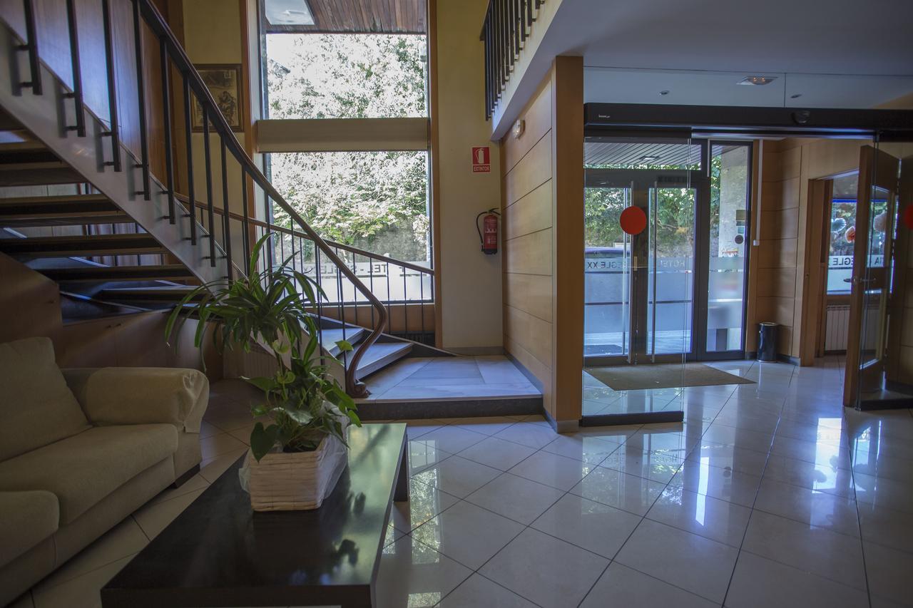 Hotel Segle XX Tremp Esterno foto