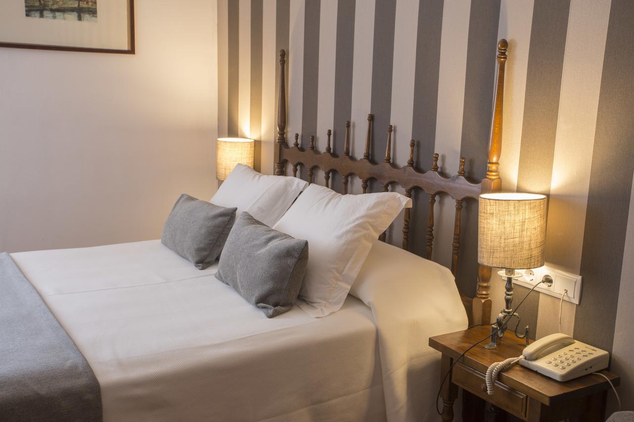 Hotel Segle XX Tremp Esterno foto